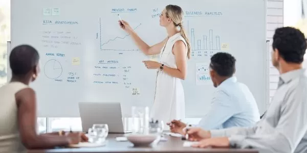 Mieux mesurer pour mieux agir : Comment piloter, organiser et évaluer l'action municipale pour une décision publique plus efficace ?