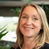 Portrait de Mylène DEROUT